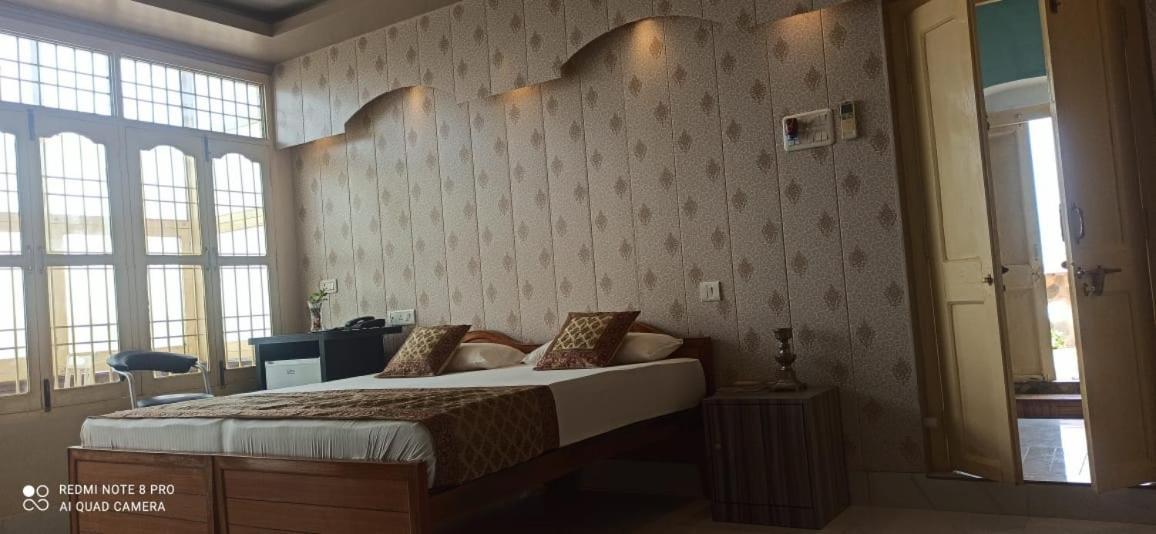 Shiva Ganges View Guest House Varanasi Eksteriør bilde