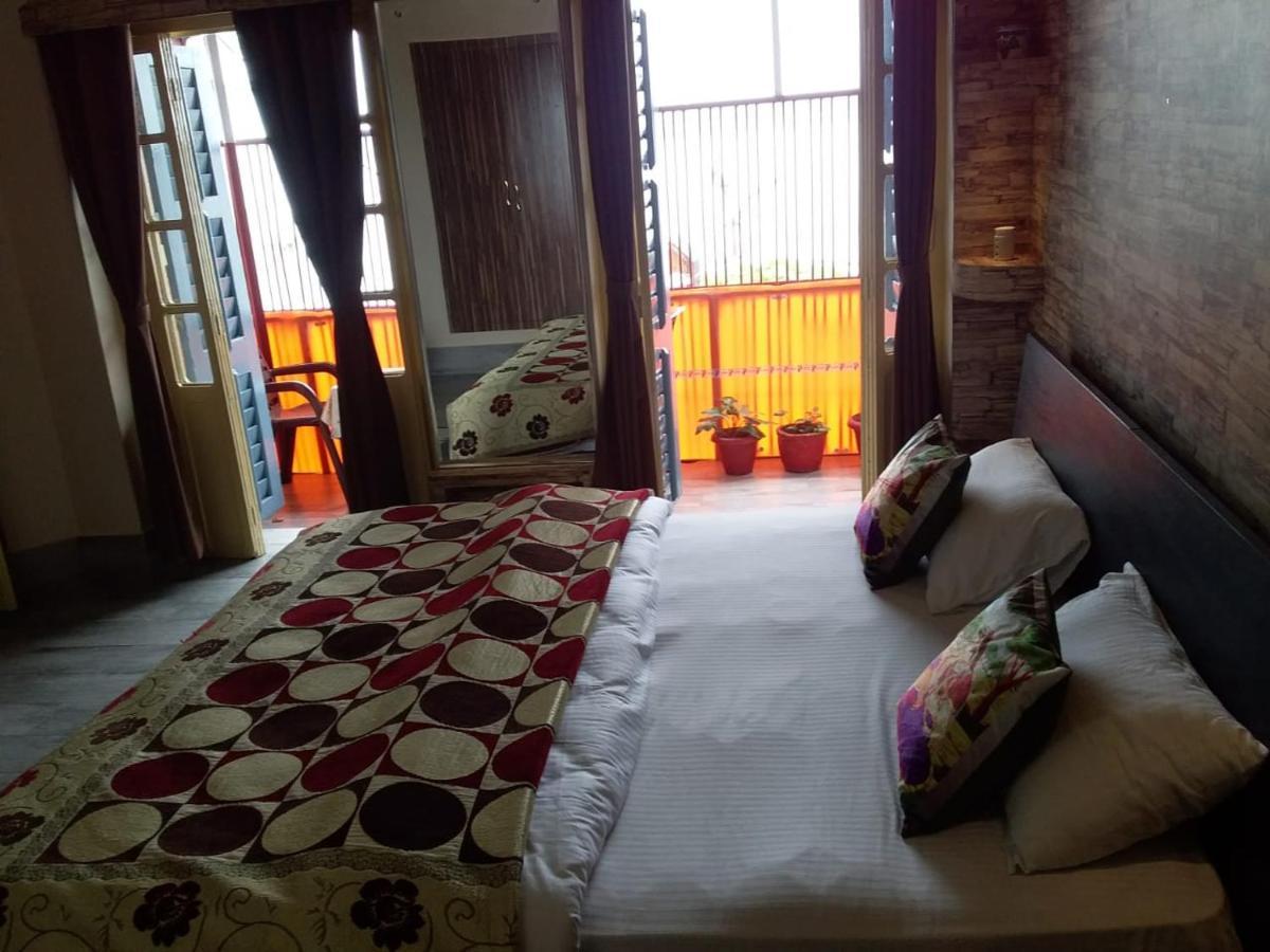 Shiva Ganges View Guest House Varanasi Eksteriør bilde