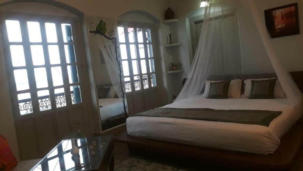 Shiva Ganges View Guest House Varanasi Eksteriør bilde